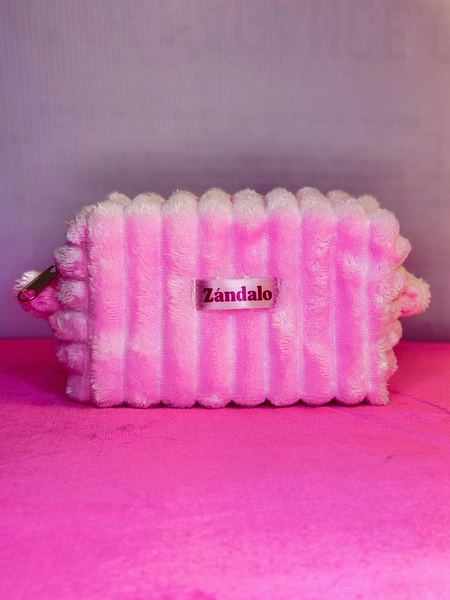 Cosmetiquera Peluda Rosa 🌸